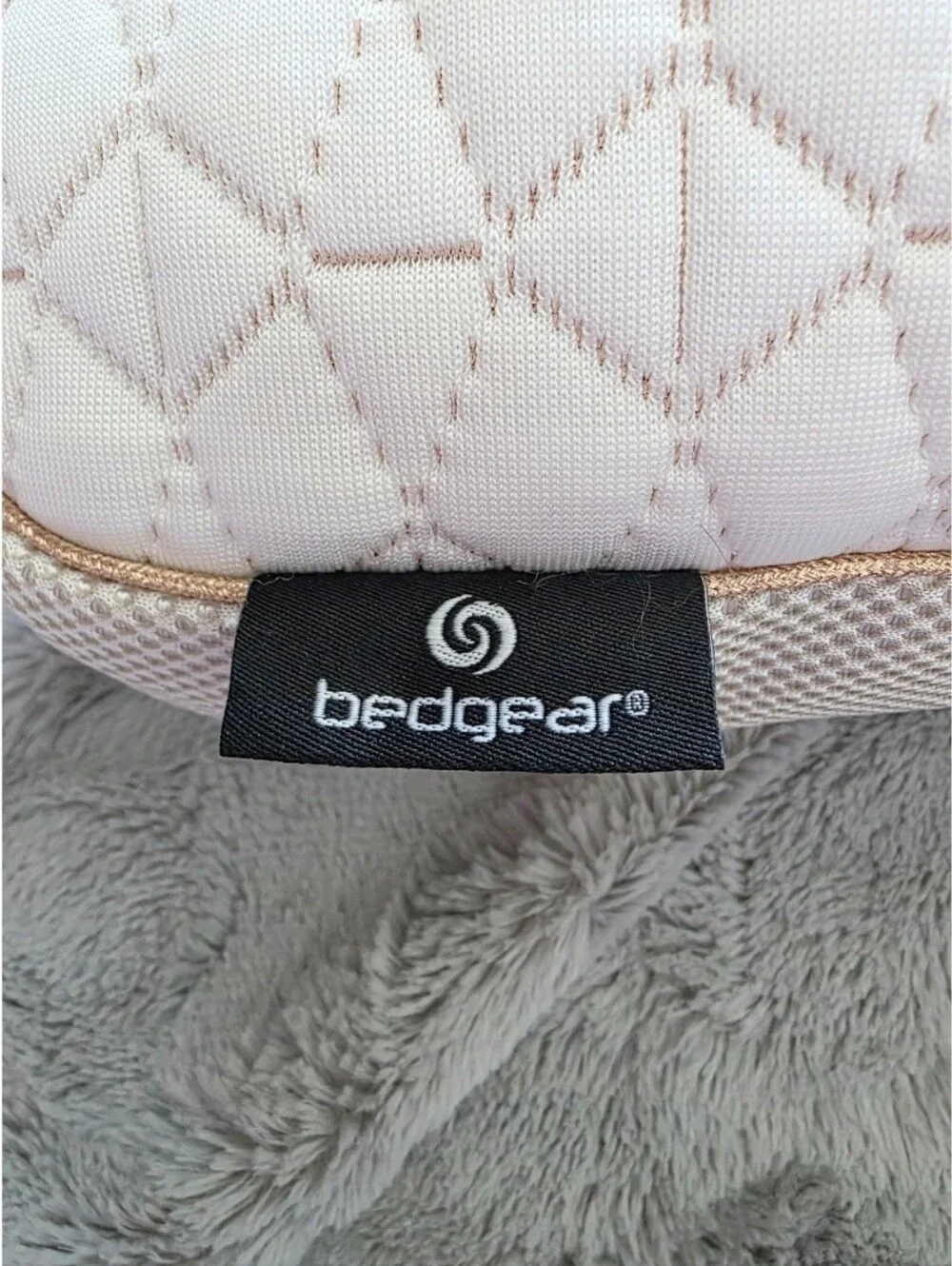 BEDGEAR Glacier 1.0 Ver-Tex Performance Pillow